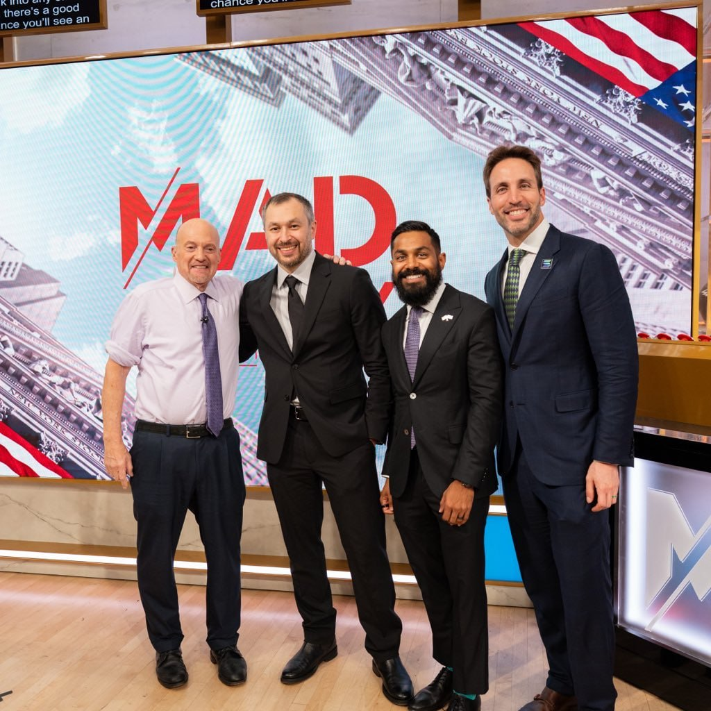 김치 프리미엄, 김프, 역프 및 암호화폐 실시간 시세 - 코인충